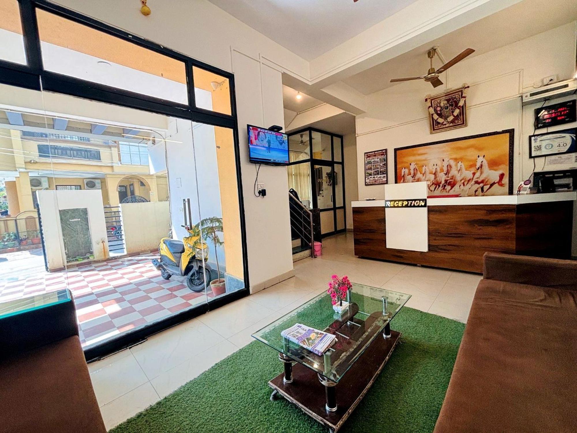 Hotel Sunrise Inn Kota  Bagian luar foto