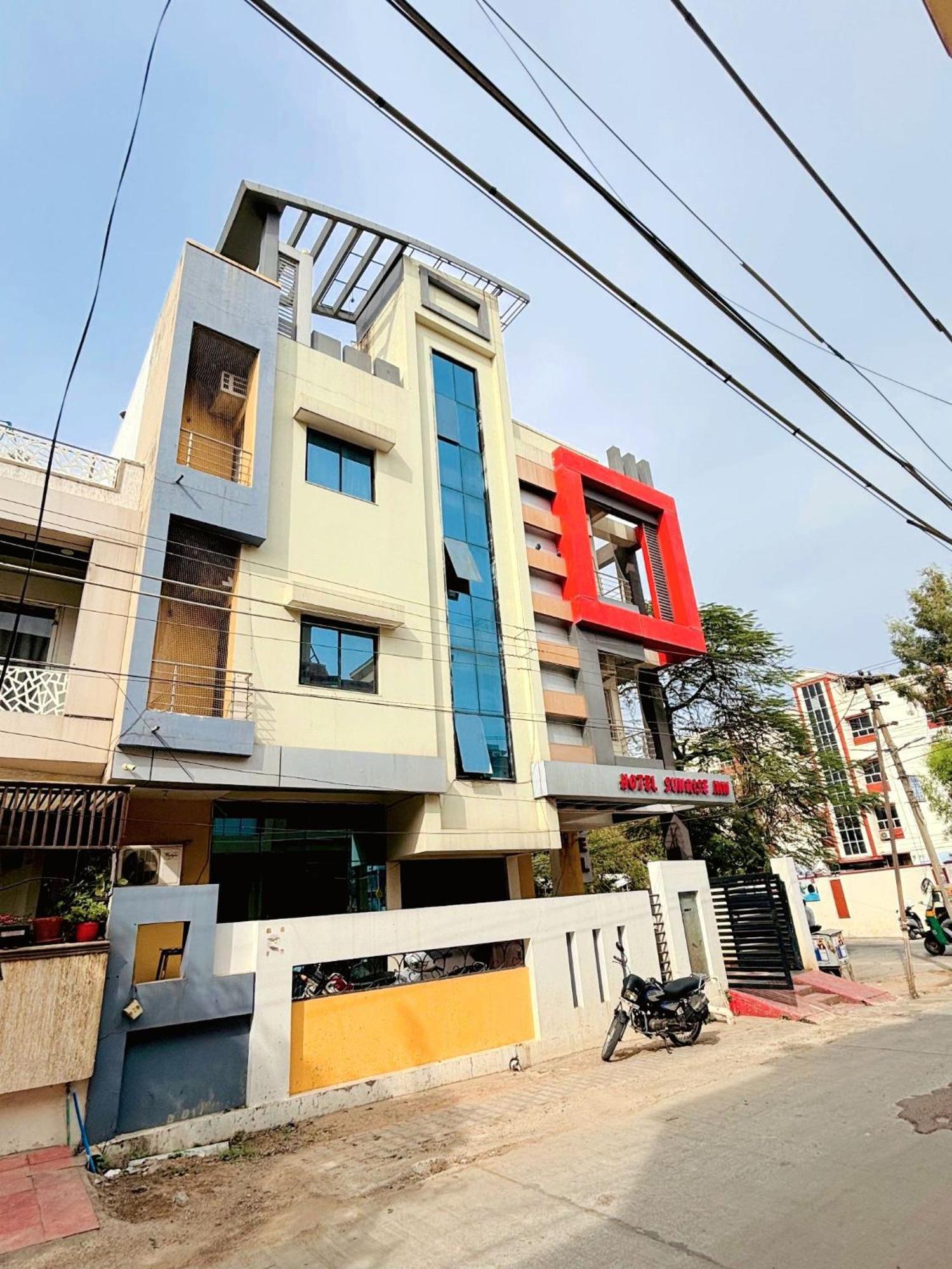 Hotel Sunrise Inn Kota  Bagian luar foto