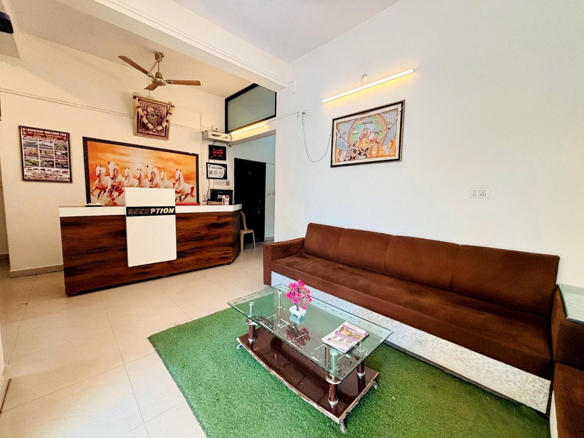 Hotel Sunrise Inn Kota  Bagian luar foto