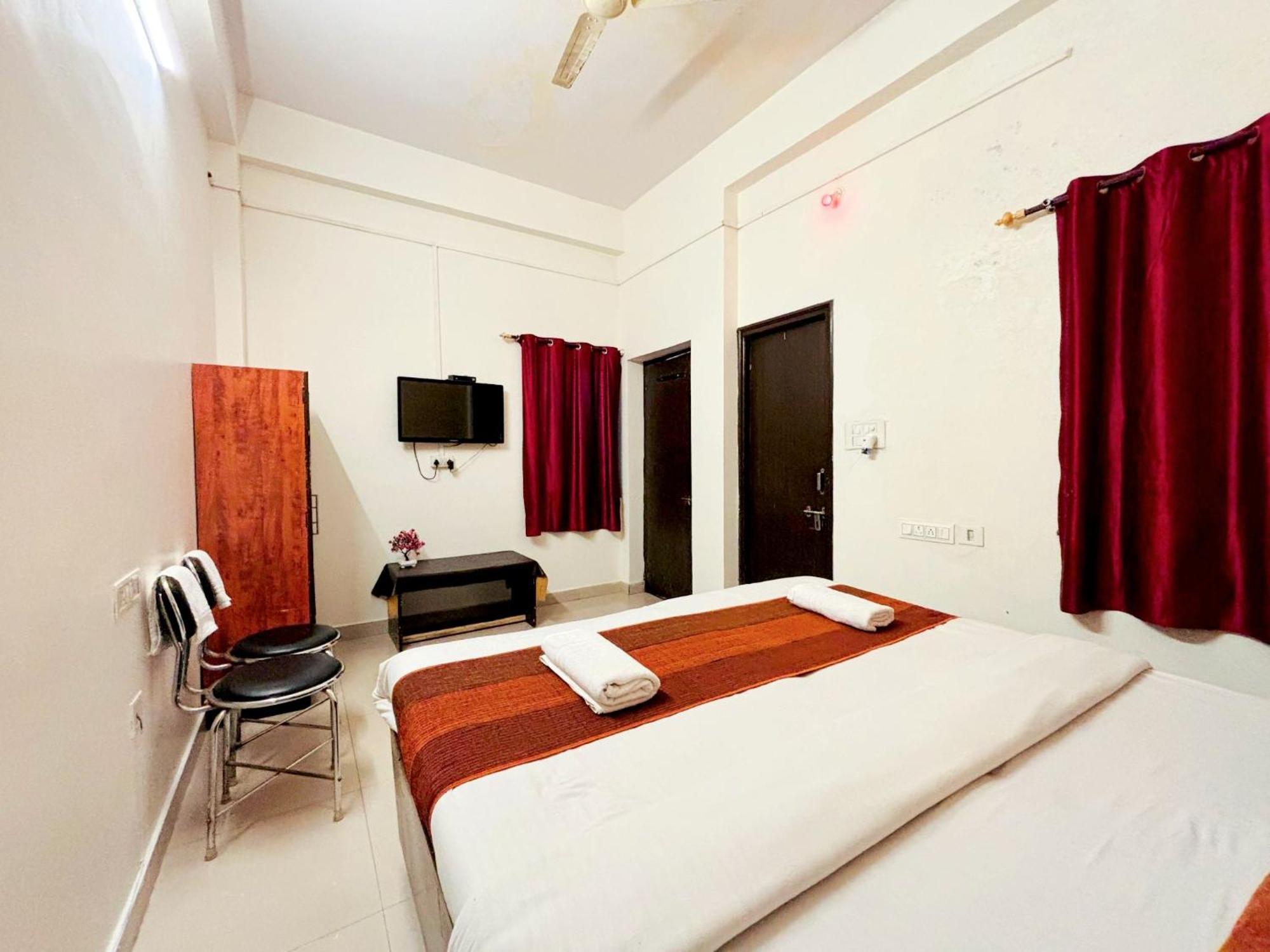 Hotel Sunrise Inn Kota  Bagian luar foto