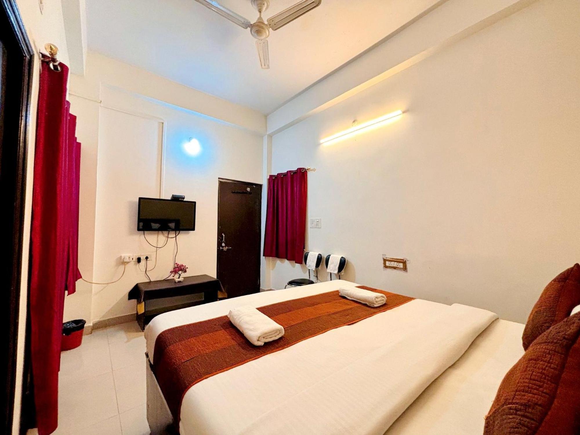 Hotel Sunrise Inn Kota  Bagian luar foto