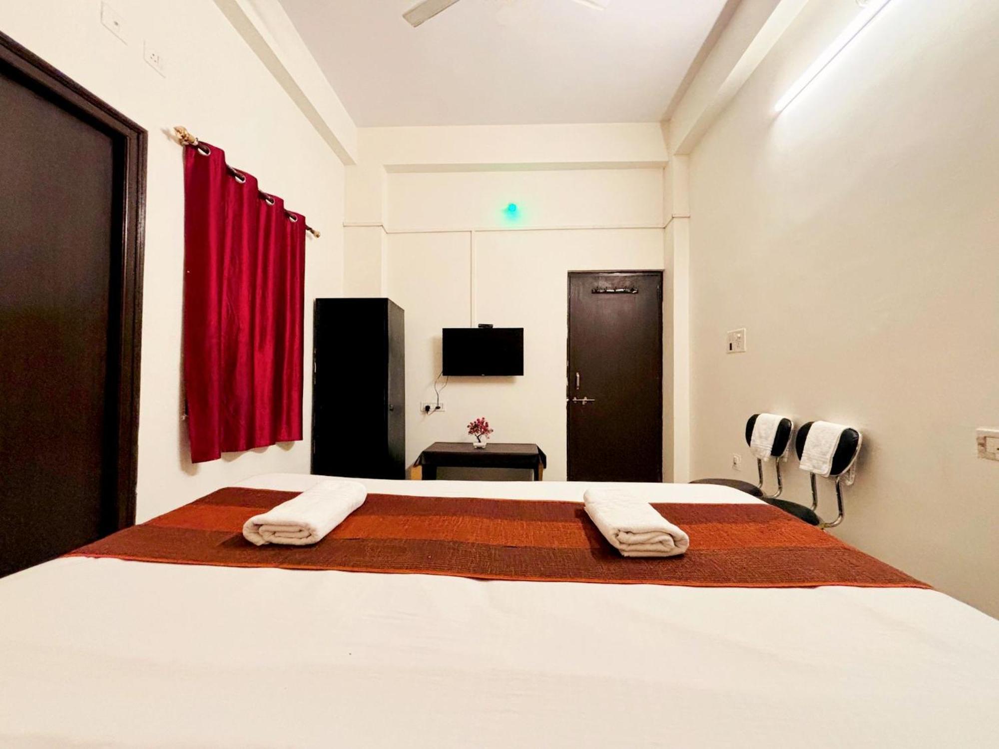 Hotel Sunrise Inn Kota  Bagian luar foto